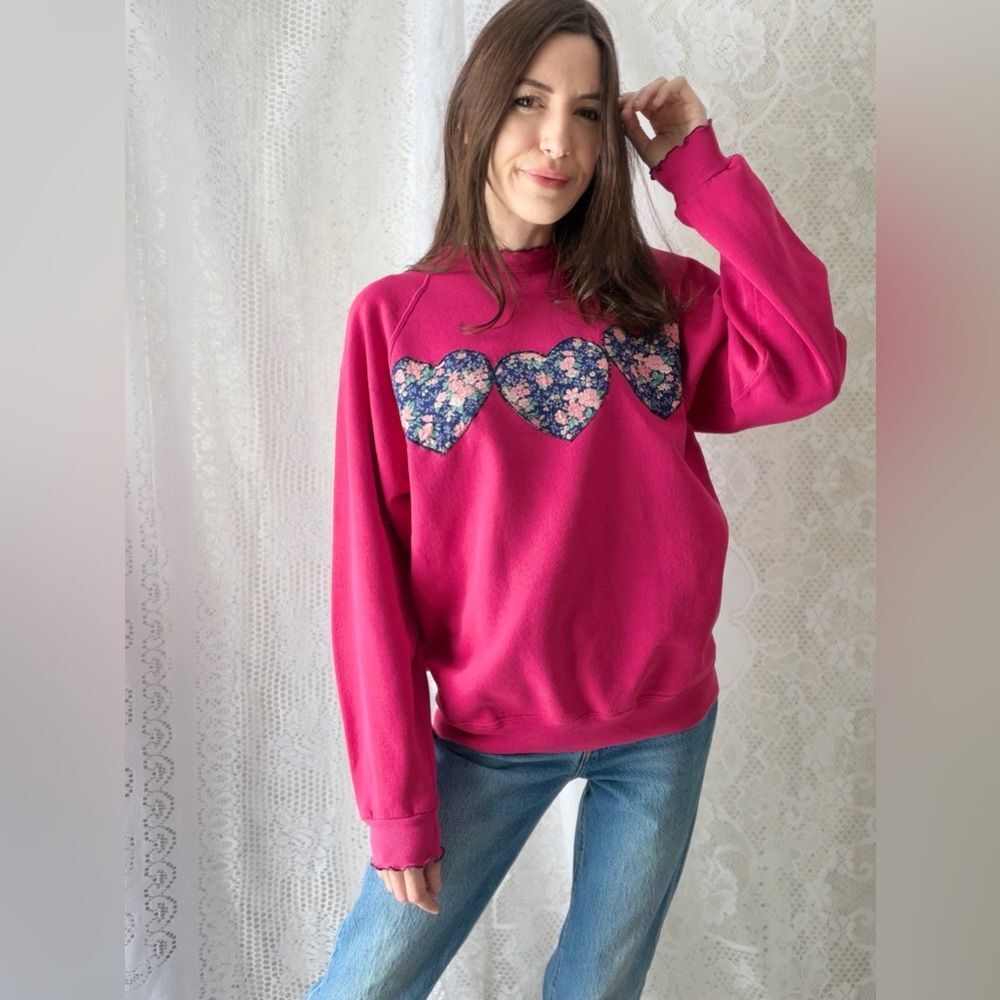 Vintage Handmade Pink Heart Sweatshirt Floral Appliqué Cozy Fleece - Picture 3 of 10